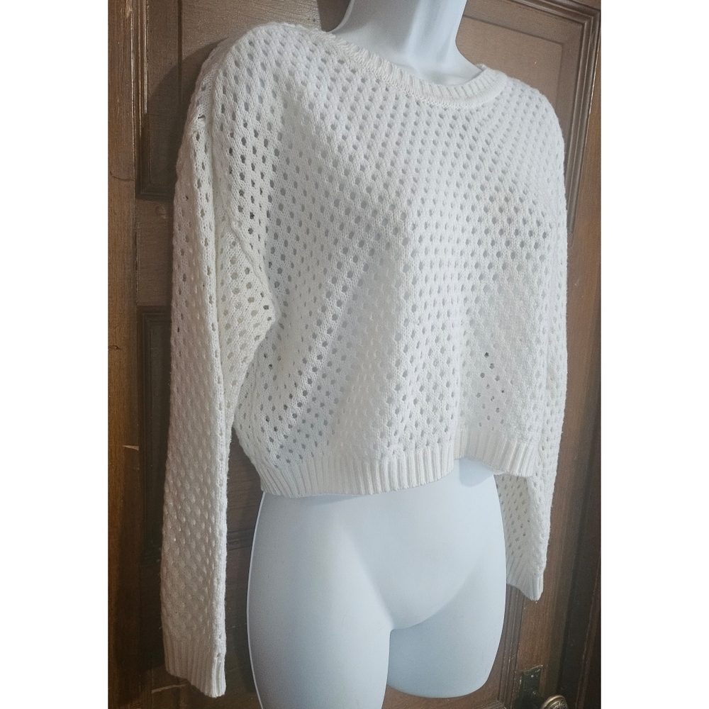 No Comment Open Knit Cropped Long Sleeve Off White Sweater - Picture 3 of 10